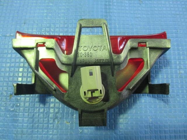 Light TOYOTA Corona Premio 1998 E-ST210 — photo 3
