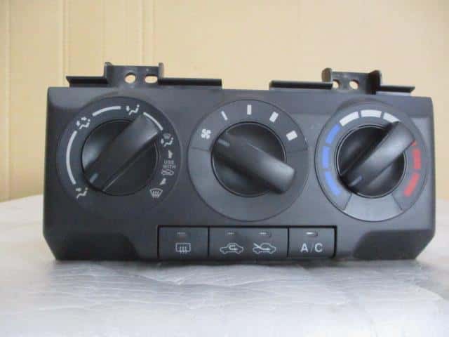 A/C Control Panel SUZUKI Wagon R 2004 CBA-MH21S 7440058J00P4Z — photo 1