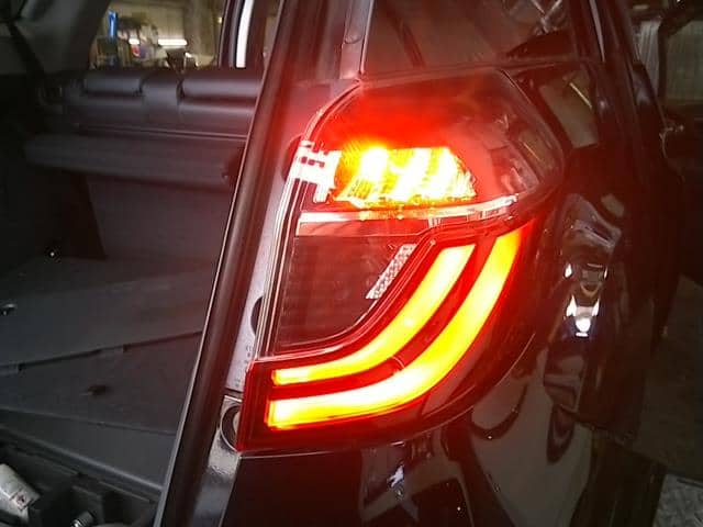 Right Tail Light HONDA 2019 6AA-GP8 33500TD4N01 — photo 4
