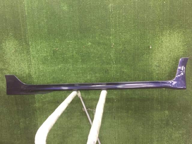 Right Side Step HONDA Insight 2009 DAA-ZE2 — photo 1