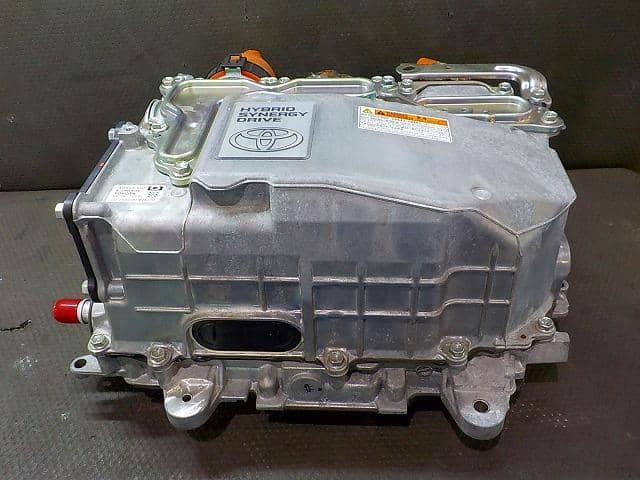 Inverter TOYOTA Aqua 2015 DAA-NHP10 — photo 1