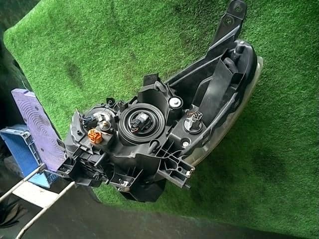 Right Headlight NISSAN Lafesta 2011 DBA-CWEFWN — photo 2
