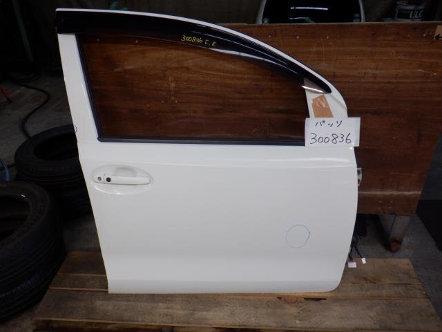 Front Right Door Assembly TOYOTA Passo 2011 DBA-KGC30 — photo 1