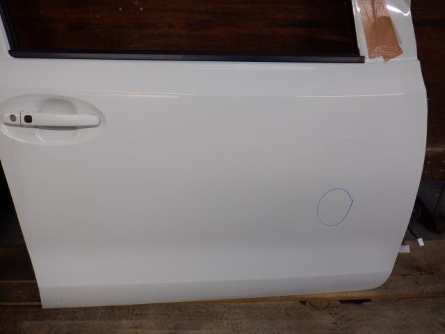 Front Right Door Assembly TOYOTA Passo 2011 DBA-KGC30 — photo 3