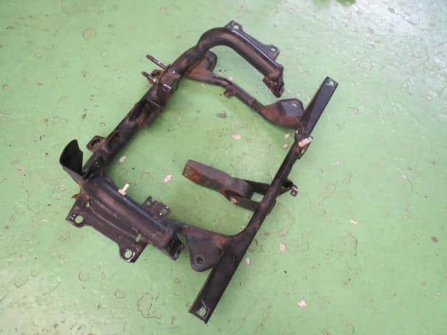 Front Member MAZDA Scrum 2008 EBD-DG64V 1A1934210 — photo 3