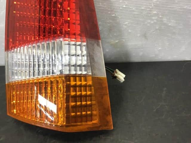 Right Tail Light MITSUBISHI Toppo Bj 1999 GF-H42A — photo 2