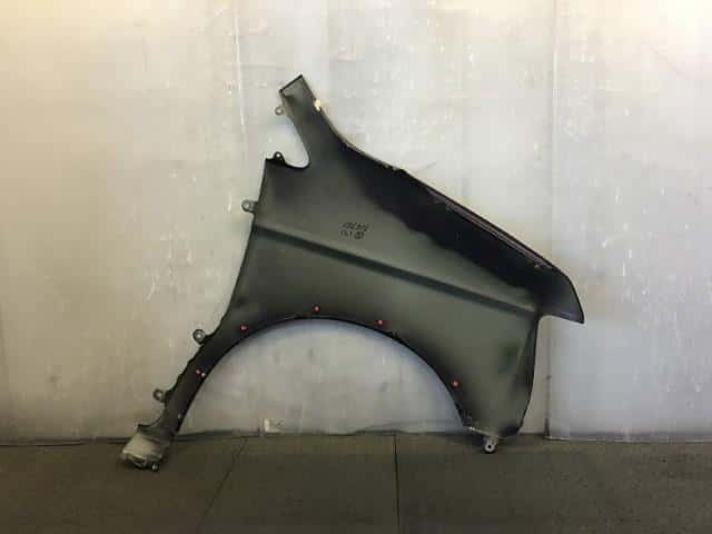 Left Fender Panel HONDA Step Wagon 2004 UA-RF5 — photo 4