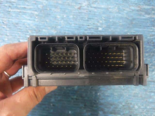 Engine Control Unit SUZUKI Every 2003 LE-DA62V 3392066HG0 — photo 3