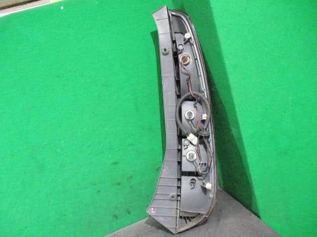 Left Tail Light HONDA Life 2005 CBA-JB6 33551SFA003 — photo 4