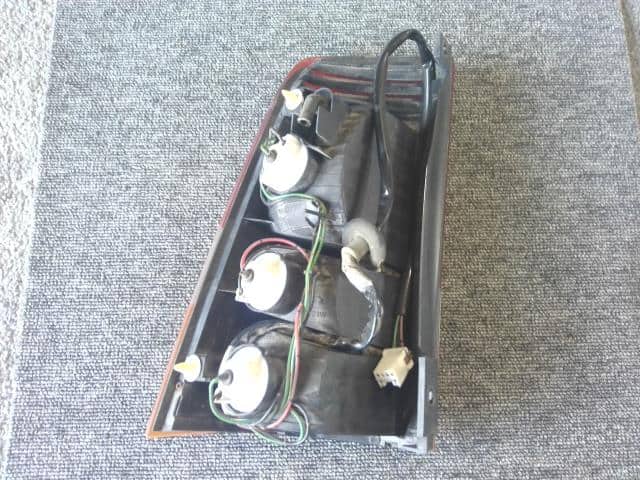 Right Tail Light MITSUBISHI Toppo Bj 1999 GF-H42A — photo 4