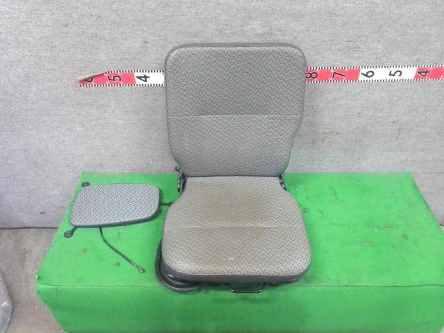 Driver's Seat SUZUKI Carry 2014 EBD-DA16T — photo 1