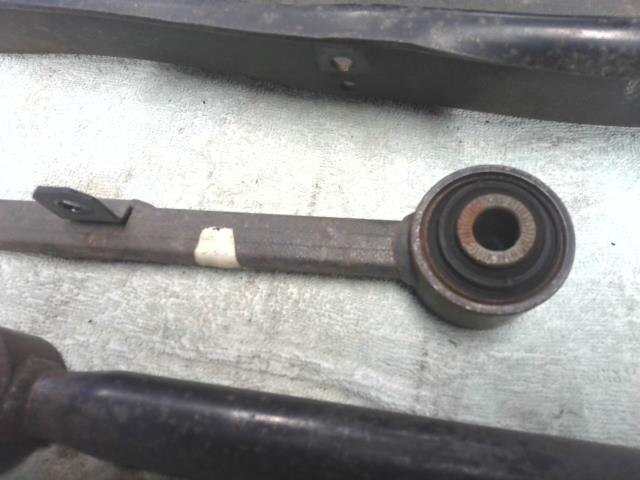 Rear Left Lower Control Arm TOYOTA Lexus is 2011 DBA-GSE20 — photo 6