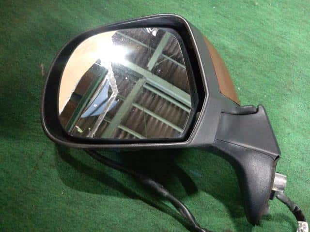 Left Side Mirror NISSAN Note 2014 DBA-NE12 — photo 1