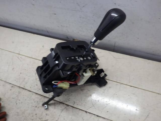 Shift Lever SUZUKI Jimny 2009 ABA-JB23W 2810076J70HCG — photo 1