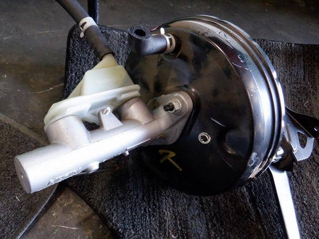 Brake Master Cylinder HONDA Acty 2010 EBD-HA9 — photo 3