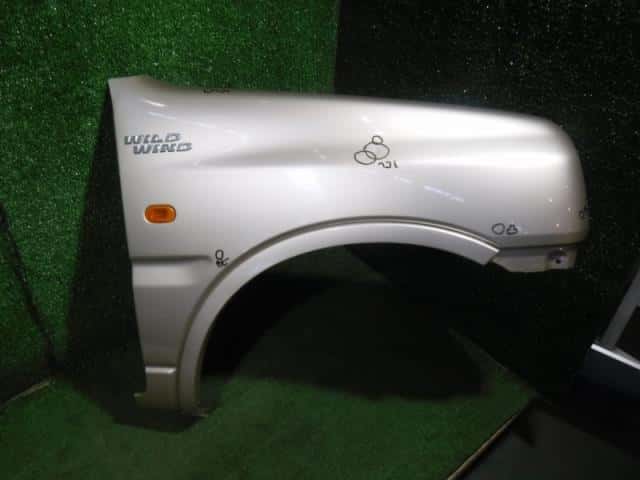 Right Fender Panel SUZUKI Jimny 2007 ABA-JB23W 5861181AA1 — photo 1