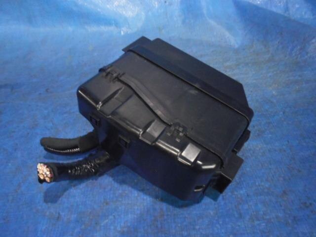 Fuse Box TOYOTA Passo 2020 5BA-M700 — photo 2