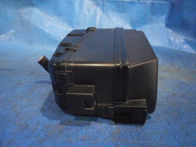 Fuse Box TOYOTA Passo 2020 5BA-M700 — photo 3