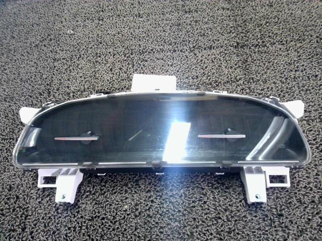 Speedometer TOYOTA Sienta 2018 DBA-NSP170G — photo 1
