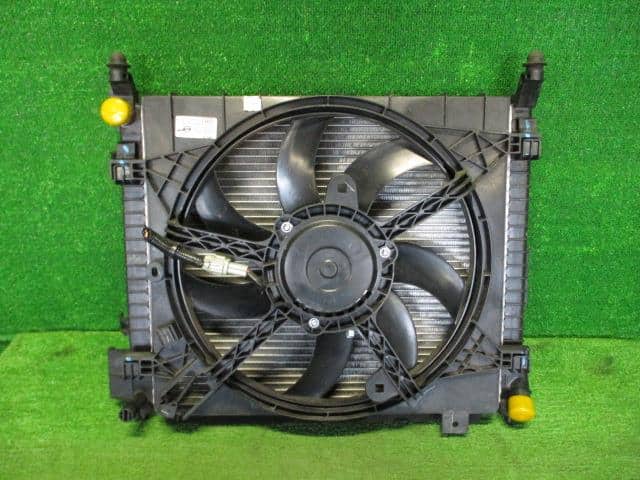 Radiator NISSAN Note 2013 DBA-E12 — photo 3
