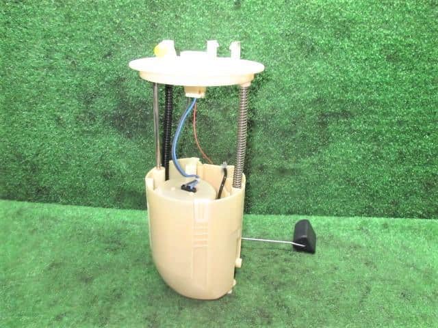 Fuel Pump MITSUBISHI Outlander 2010 DBA-CW4W — photo 2