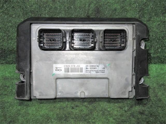 Engine Control Unit HONDA Step Wagon 2006 DBA-RG4 37820RTBJ55 — photo 1