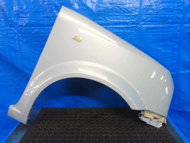 Right Fender Panel NISSAN Cube 2005 UA-BZ11 — photo 1