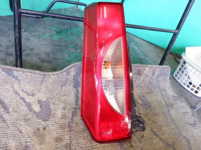 Left Tail Light SUZUKI Alto 2007 DBA-HA24S 3565072J00 — photo 2