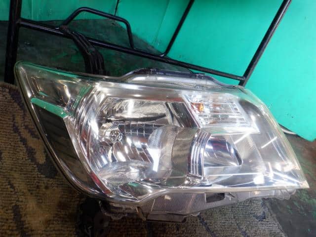 Right Headlight NISSAN Serena 2012 DBA-C26 — photo 5