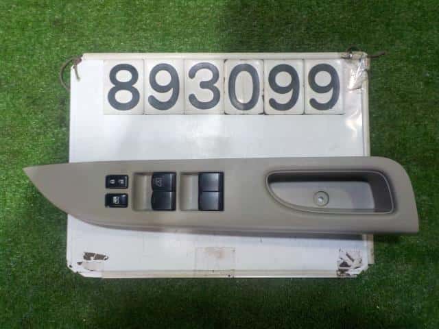 Power Window Switch NISSAN March 2011 DBA-NK13 — photo 1