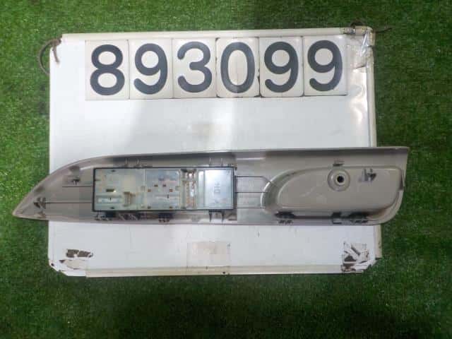 Power Window Switch NISSAN March 2011 DBA-NK13 — photo 2