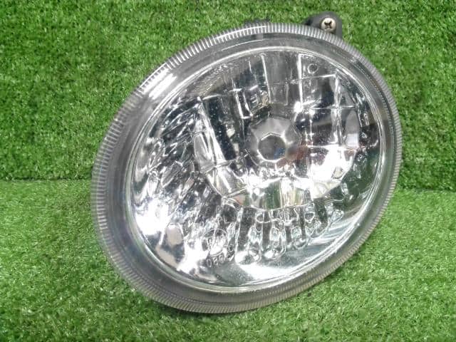 Left Fog Light SUBARU Legacy 2005 CBA-BP9 84501AG030 — photo 1