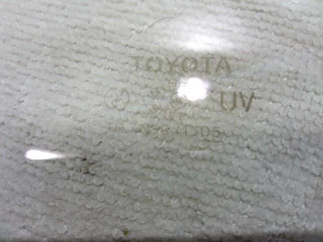 Front Right Door Windshield TOYOTA Alphard 2003 UA-ANH10 — photo 2