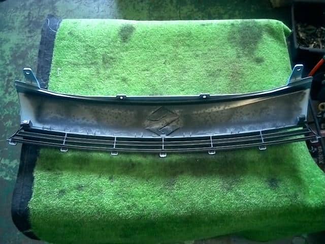 Radiator Grille SUZUKI Spacia 2013 DBA-MK32S 7174281M00ZJH — photo 2