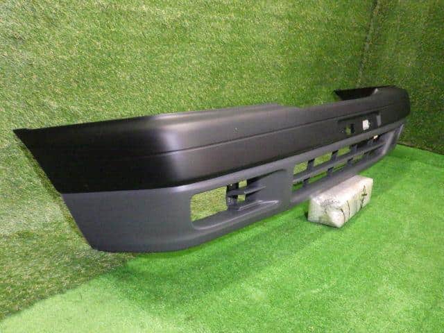 Front Bumper Face TOYOTA Crown Comfort 1995 E-YXS10 5211943013 5212943011 — photo 2