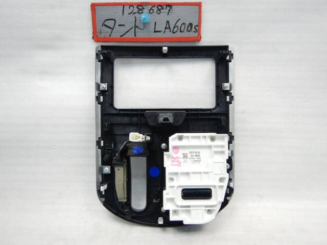 A/C Control Panel DAIHATSU Tanto 2015 DBA-LA600S — photo 4