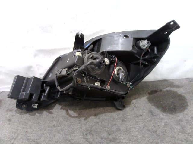 Right Headlight MAZDA Verisa 2005 DBA-DC5W D461510K0C — photo 4