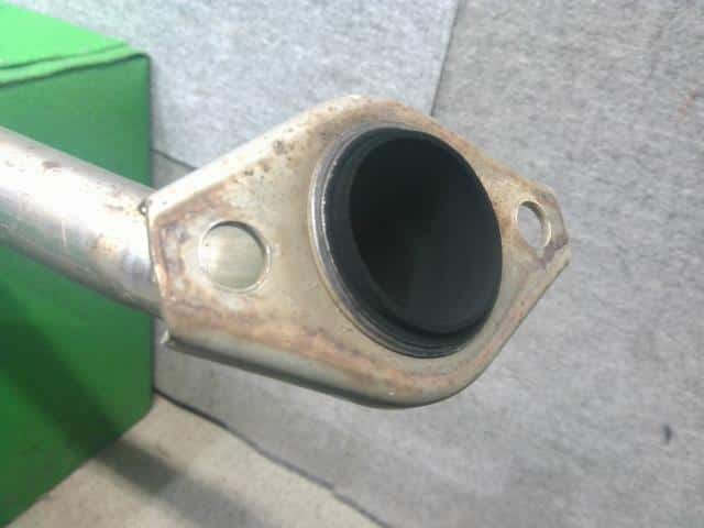 Front Exhaust Pipe NISSAN Moco 2004 UA-MG21 — photo 2