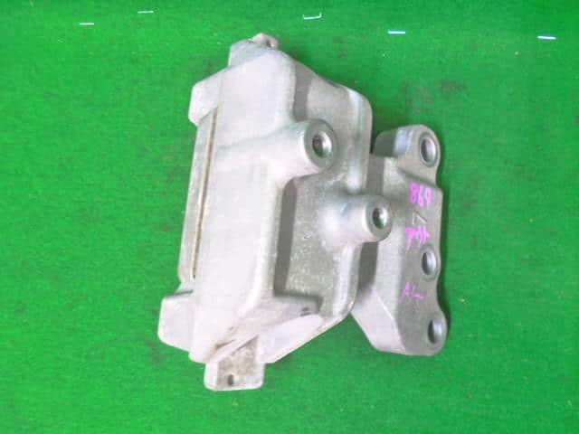 Engine Parts MITSUBISHI Outlander 2013 DLA-GG2W — photo 4