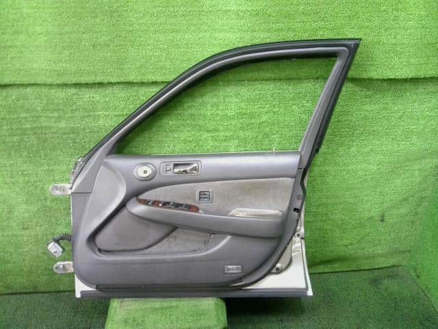 Front Right Door Assembly HONDA Legend 2000 GH-KA9 — photo 4