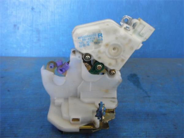 Rear Right Door Lock Actuator NISSAN Bluebird Sylphy 2002 UA-QG10 — photo 1