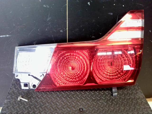 Right Finish Panel TOYOTA Alphard 2006 DBA-ANH10 — photo 1