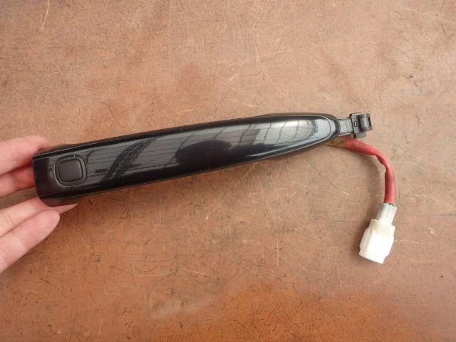 Outer Door Handle TOYOTA Porte 2007 CBA-NNP11 — photo 1