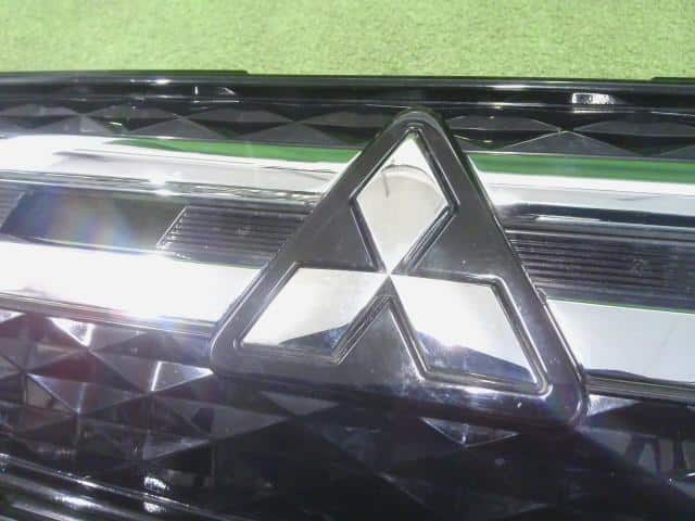 Radiator Grille MITSUBISHI eK Wagon 2019 5BA-B33W — photo 3