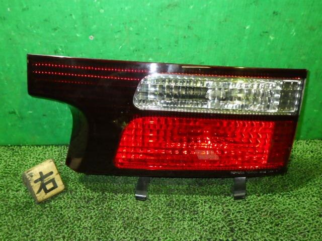 Right Finish Panel TOYOTA Estima 2000 GH-ACR30 — photo 1