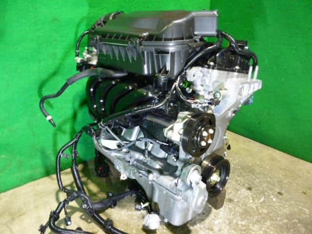 K12C Engine SUZUKI Swift 2022 5BA-ZC83S — photo 5