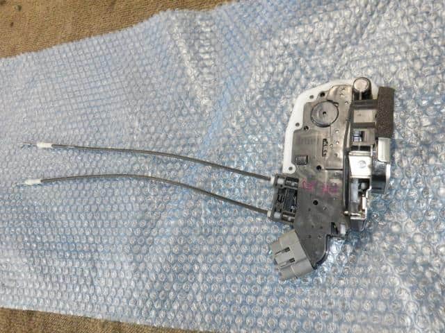 Rear Left Door Lock Actuator NISSAN March 2013 DBA-NK13 — photo 1