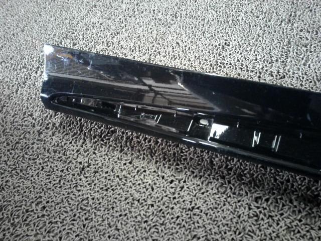 Front Left Door Protector TOYOTA vellfire 2016 DBA-AGH30 — photo 2