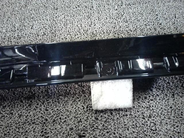 Front Left Door Protector TOYOTA vellfire 2016 DBA-AGH30 — photo 3