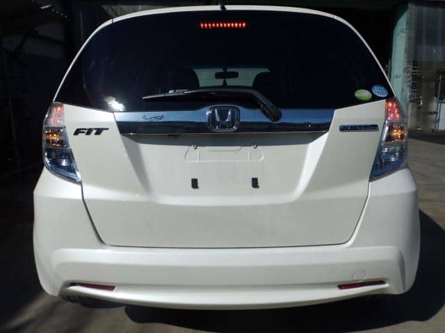 Rear Bumper Assembly HONDA Fit 2011 DAA-GP1 — photo 5